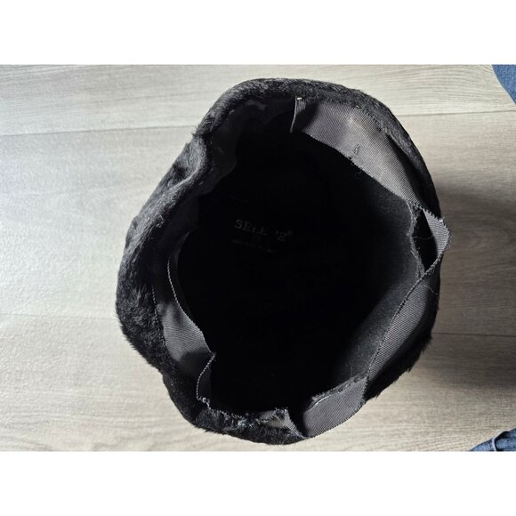 Vintage SellenE Black Fur Hat Made In Italy - Picture 3 of 4